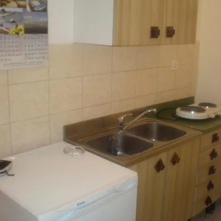 דירה House *