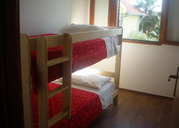 House Apartment *