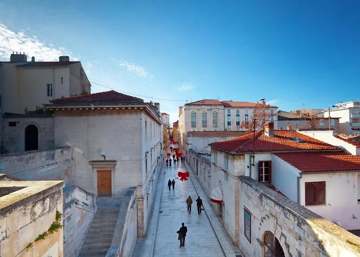 House דירה ביבינייה